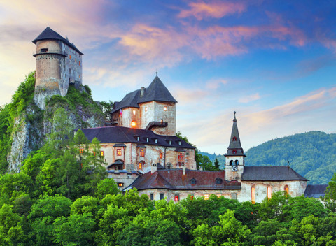 Dovolenka v turistickom raji Orava v penzióne neďaleko termálov i Západných Tatier.