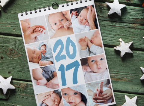 Nástenný fotokalendár s jednoduchou online editáciou fotografií, ktorú zvládne úplne každý.