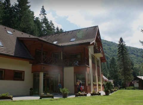 Chatová osada Gader so saunou a polpenziou ako stvorená na potulky Veľkou Fatrou.