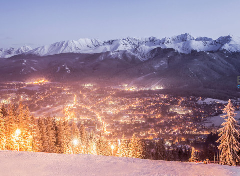 Hlavné zimné mesto Poľska! 1-dňový zájazd Zakopané s návštevou vianočných trhov.