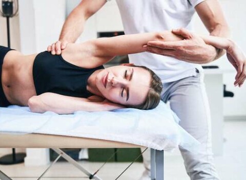 Fyzioterapia alebo mäkké techniky od skúsených fyzioterapeutov v centre Revital