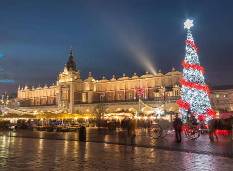 1-dňový zájazd Vianočný Krakow - adventné nákupy, tradičná poľská kuchyňa i prehliadka mesta.