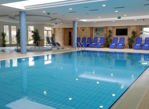 Maďarsko: Szolnok v 4* Garden Hoteli Wellness & Konferencia s polpenziou a wellness neobmedzene s 3 bazénmi