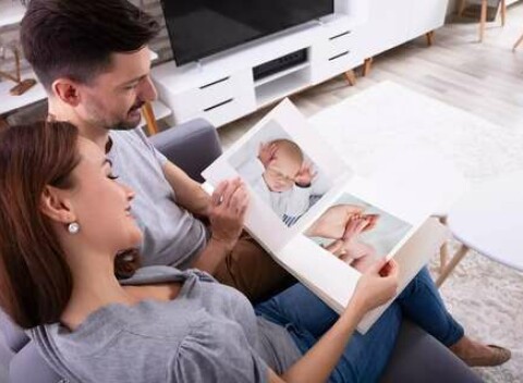 Lesklá fotokniha v tvrdých doskách: 32 až 200 strán + DARČEK