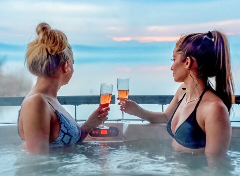 Siófok priamo pri Balatone: 4* Hotel Royal Mediterrán s polpenziou a wellness + vyžitie a zľava na masáž