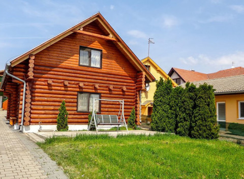 Výhodné pobyty pre rodiny na  na 2 až 8 nocí v Podhájskej so zľavou na vstup do Rímskych kúpeľov.