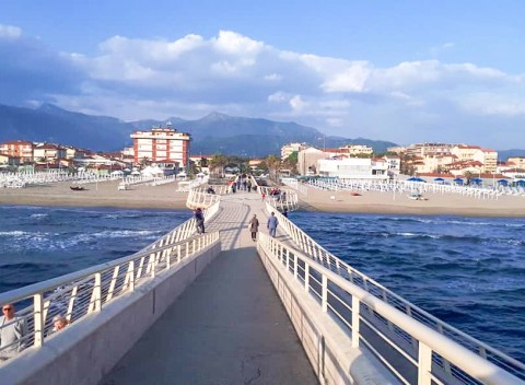 Toskánsko v Hoteli Nuovo Tirreno *** len 20 m od pláže s raňajkami a wellness.