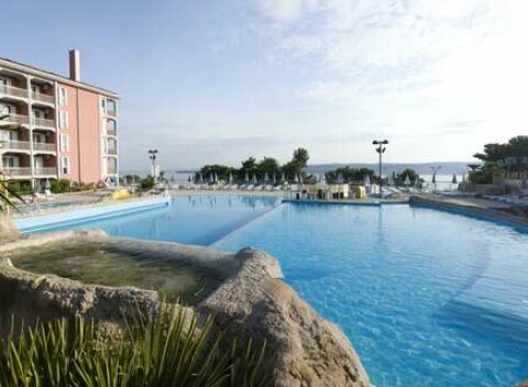 Slovinský Aquapark Žusterna Hotel*** s polpenziou a neobmedzeným vstupom do aquaparku