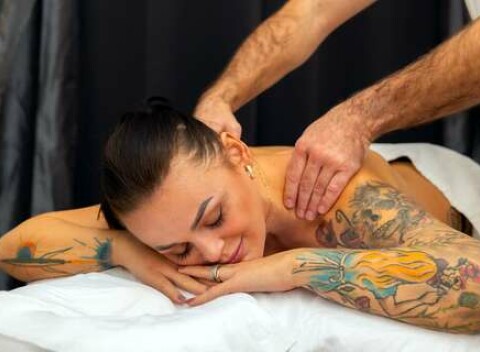 Široký výber obľúbených masáží v salóne krásy Beauty Palace v Pezinku