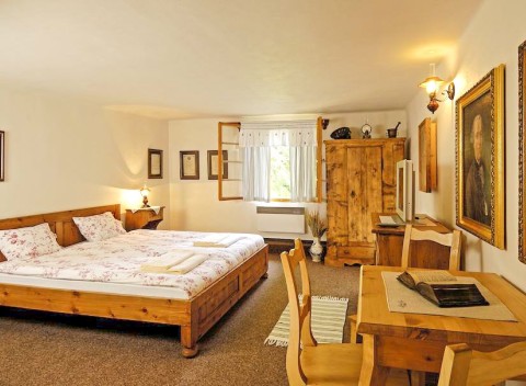 Beskydy: luxusný odpočinok v areáli Na Mlýně s polpenziou a privátnym wellness.