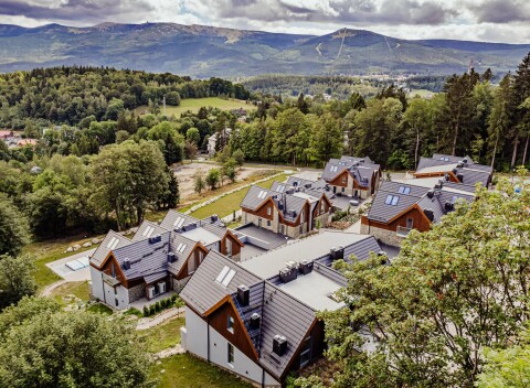 Relax v poľských Krkonošiach: Dovolenka v Luxury Szklarska Apartments s privátnou vírivkou a vstupom do sauny