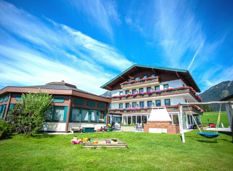 Rakúsko pri vodopádoch v Hoteli Berghof Mitterberg *** s neobmedzeným wellness, polpenziou a zľavovou kartou