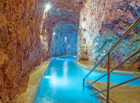 Miskolc-Tapolca v hoteli kúsok od jaskynných kúpeľov s wellness a polpenziou + dieťa do 5,9 zadarmo.