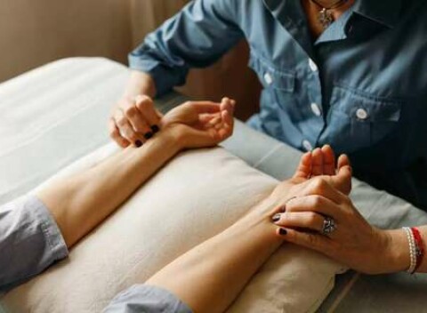 Vstupné vyšetrenie a diagnostika podľa tradičnej čínskej medicíny - TČM