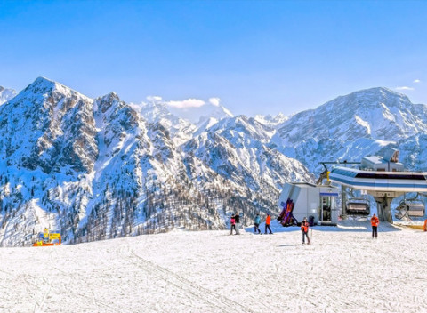 Perfektná lyžovačka v Dolomitoch s ubytovaním, polpenziou a wellness v hoteli Antholzerhof***.