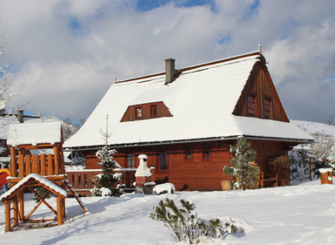 Rekreačné chalupy na Liptove + skipas a 50% zľava na celodenný vstup do Tatralandie alebo Bešeňovej.