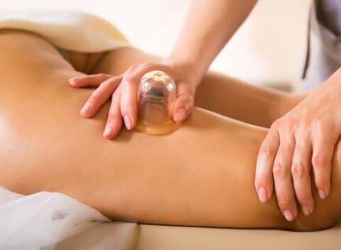 Klasická aj reflexná masáž chodidiel, mäkké techniky aj bankovanie v salóne Lucia_fyzio v Ružinove