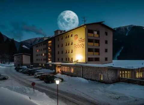 Dovolenka v hoteli Boboty*** vo Vrátnej doline s bazénom a polpenziou + dieťa do 5,99 rokov zdarma