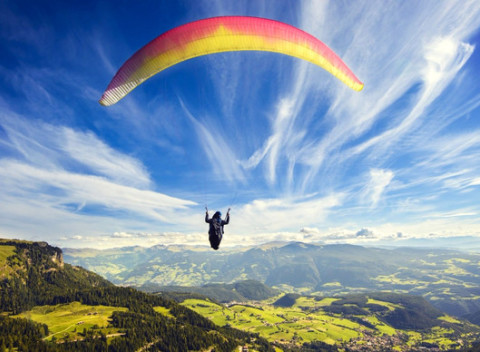 Nezabudnuteľný paragliding v tandeme v okolí Vysokých alebo Nízkych Tatier s videozáznamom v cene.