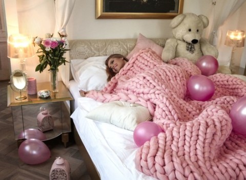 Ručne pletená merino deka z ovčej vlny – najjemnejší Valentín všetkých čias!