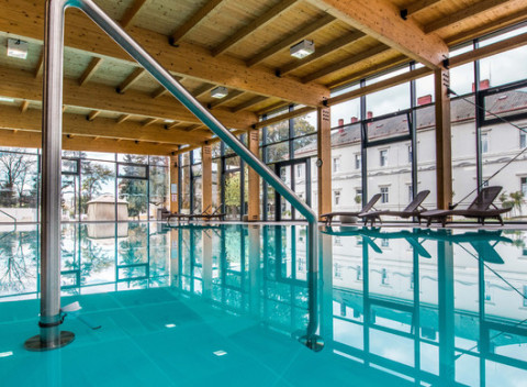 Apartmány Hotela Granit Piešťany*** - kúpeľný ústav F.E.Scherera s plnou penziou a kúpaním.