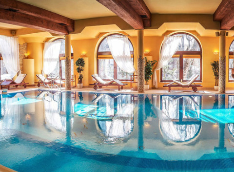 Pobyt vo výnimočnej atmosfére Grand Hotela Stamary**** v Zakopanom s voľným wellness.