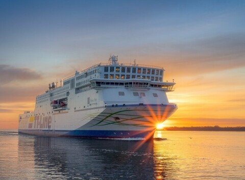 Nemecko a Švédsko na Trajekte TT-Line: Plavba z Travemünde do Trelleborgu a späť + večera a preprava auta