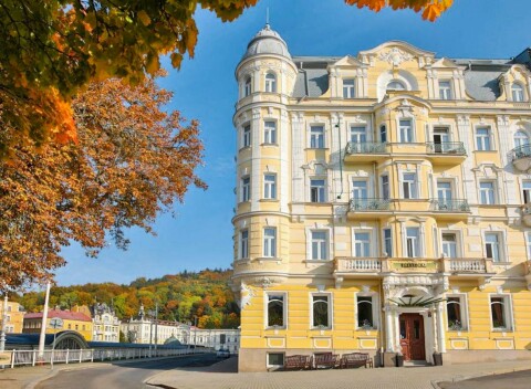 Mariánské Lázně pri Hlavnej kolonáde v Hoteli Belvedere Spa & Wellness **** s polpenziou, bazénom a saunou