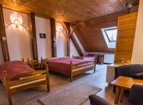 Karpaty pre dvoch s polpenziou, wellness a bowlingom v Penzión Clube M.K.M.