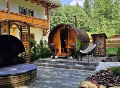 Privátne interiérové a exteriérové wellness v Kúrii na Táloch pre 2 osoby