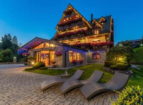 Penzión Viktória*** v srdci Belianskych Tatier s polpenziou, neobmedzeným wellness a novým relaxačným bazénom