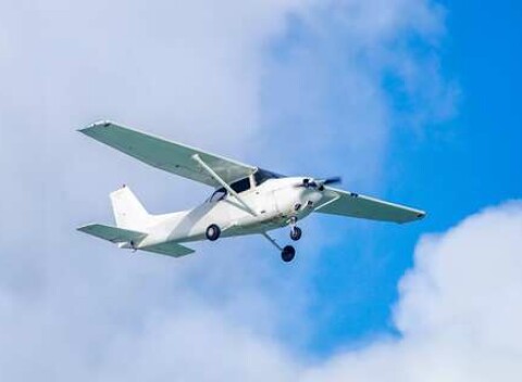 Vyleťte do výšin a vyskúšajte si pilotovanie na vlastných krídlach