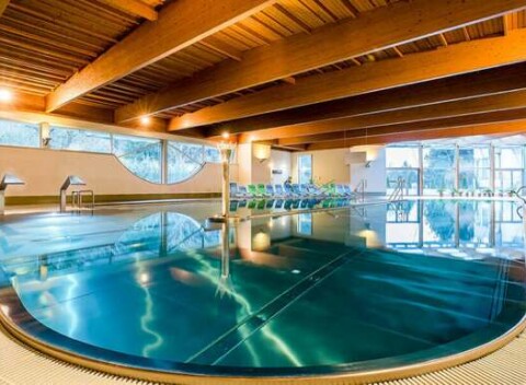 Relaxačný pobyt v Hoteli Hviezda*** s polpenziou, neobmedzeným kúpaním a procedúrami