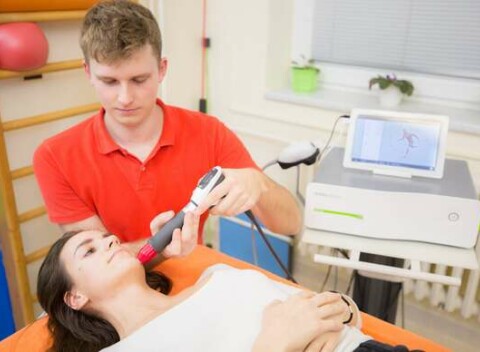 Radiálna rázová vlna pre vyhladenie vrások a odstránenie celulitídy v ŠNOPe