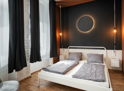 Praha blízko Petřínskej rozhľadne a 2,5 km od centra: Bohem Prague Hotel s raňajkami + sekt a audiosprievodca