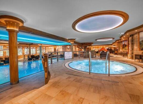 Pobyt v Aqua Sport Hotel*** s vodným svetom a polpenziou