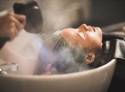 Japonské vlasové kúpele Head Spa + zábal rúk a nôh v salóne BS Beauty