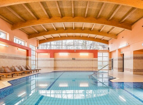 Poľsko a 2 km od zjazdovky: Kúpele Kudowa-Zdrój v Hoteli Kudowa **** s wellness a raňajkami či polpenziou