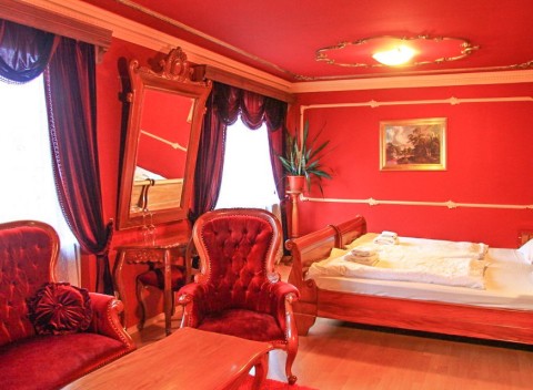 Louny v historickom Hoteli Union *** s raňajkami + dieťa do 11,9 rokov zdarma.