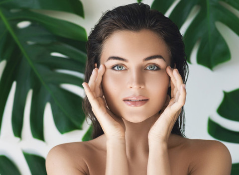 Kozmetické balíčky v salóne La touche pre  čistú, zdravú a na dotyk jemnú hydratovanú pokožku.