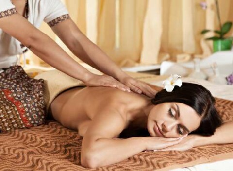 EXTRA ZĽAVY: Thajské kráľovské masážne balíčky s extra procedúrami v PreRelax – Exclusive Thai centre