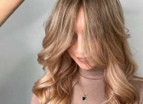 Nový účes, farbenie, tónovanie, melírovacie techniky a spa pre vlasy v ružinovskom salóne MasterHair Talent