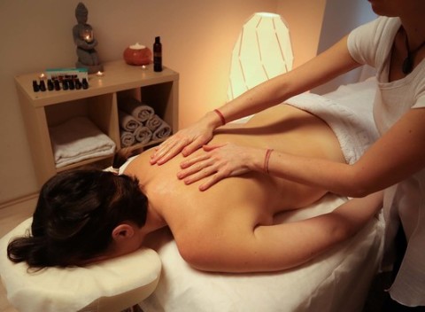 Relaxačná, klasická alebo športová masáž - hĺbková relaxácia nielen tela, ale aj duše.