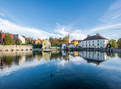 Maďarská Tapolca neďaleko Balatonu v penzióne s polpenziou a balíčkom zliav + welcome drink,