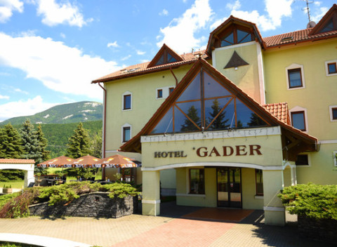 Hotel Gader v obklopení krásnej prírody Veľkej Fatry s dieťaťom do 12 rokov zdarma.
