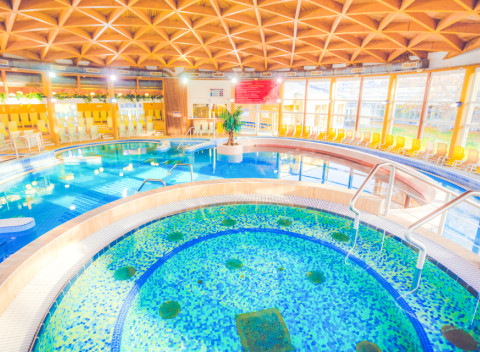 Bük: Hunguest Hotel Répce GOLD **** s polpenziou a wellness + vstup do termálov.