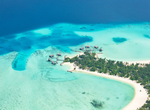 Maledivy pre 2 osoby s plnou penziou, programom, delfínmi a neopakovateľnou atmosférou.