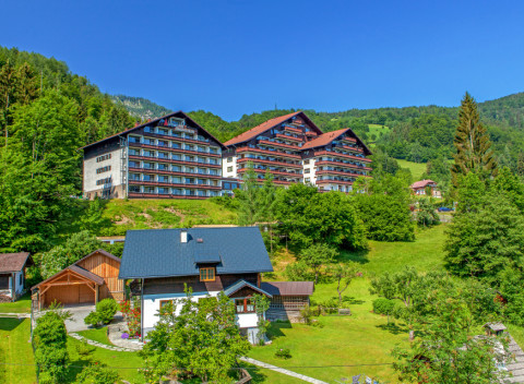 Alpenhotel Dachstein *** blízko skiareálov s polpenziou a neobmedzeným wellness.