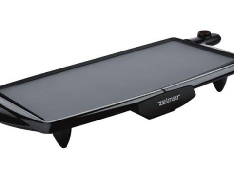 Stolný elektrický gril Zelmer 40Z010 - veľká grilovacia plocha s nepriľnavým povrchom.