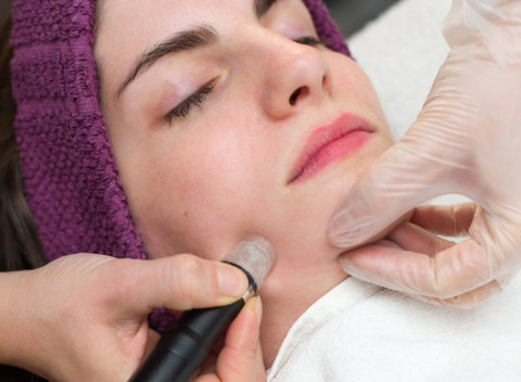 Ošetrenie pleti HydroPeel® s ozónom - hĺbková hydratácia a omladenie pokožky.